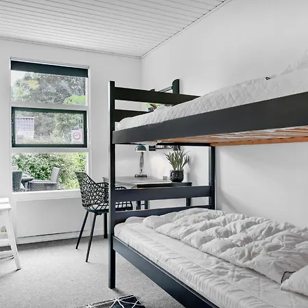 3 Bedroom Amazing In Sydals Skovby (Syddanmark)